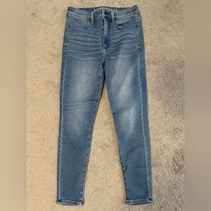 American Eagle Super High Rise Jegging size 6 Short